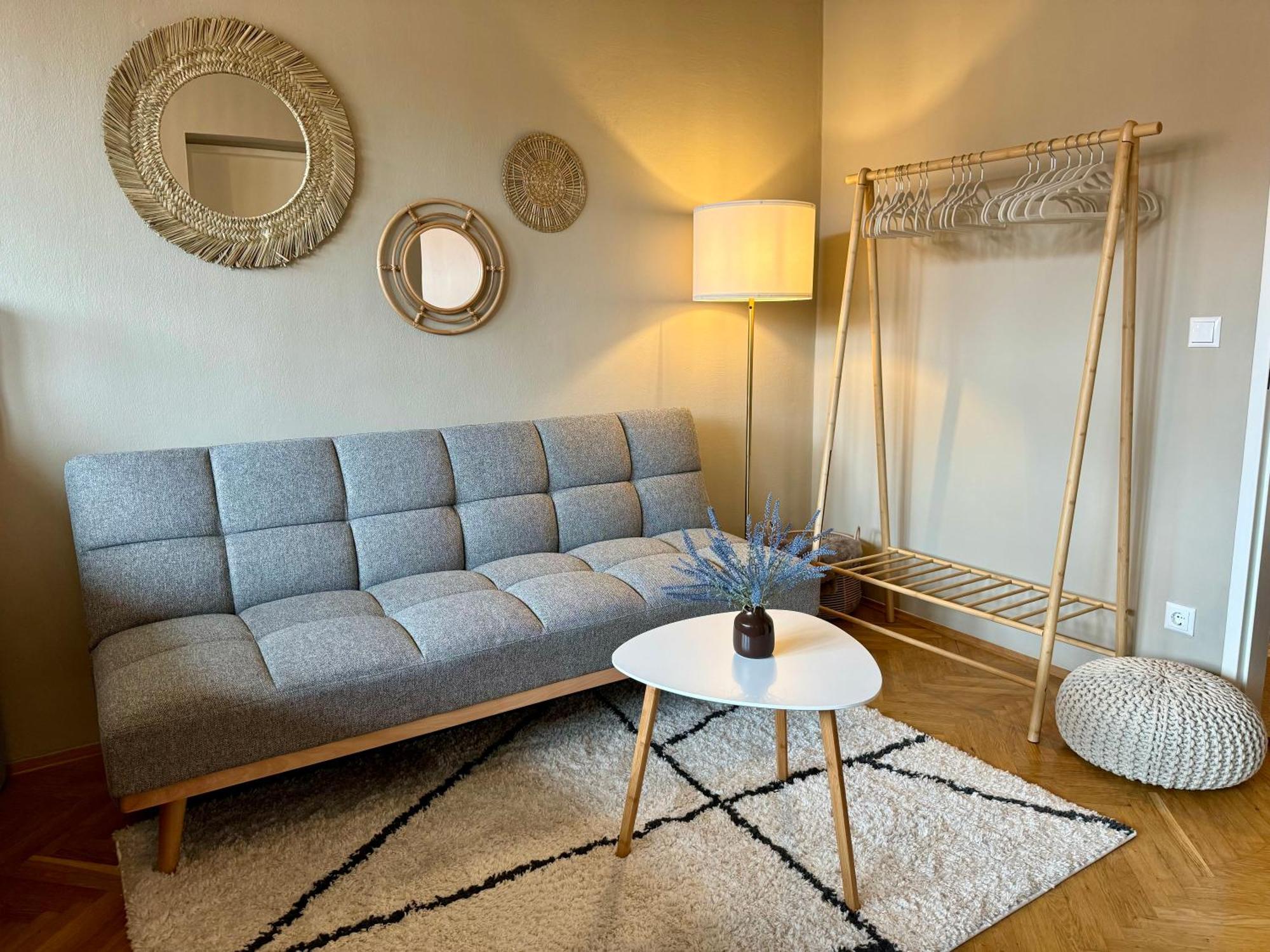 Boho Design Studio By Hero Homes - Top Lage Im Historischen Zentrum - Self-Check-In & Aircon Грац Экстерьер фото