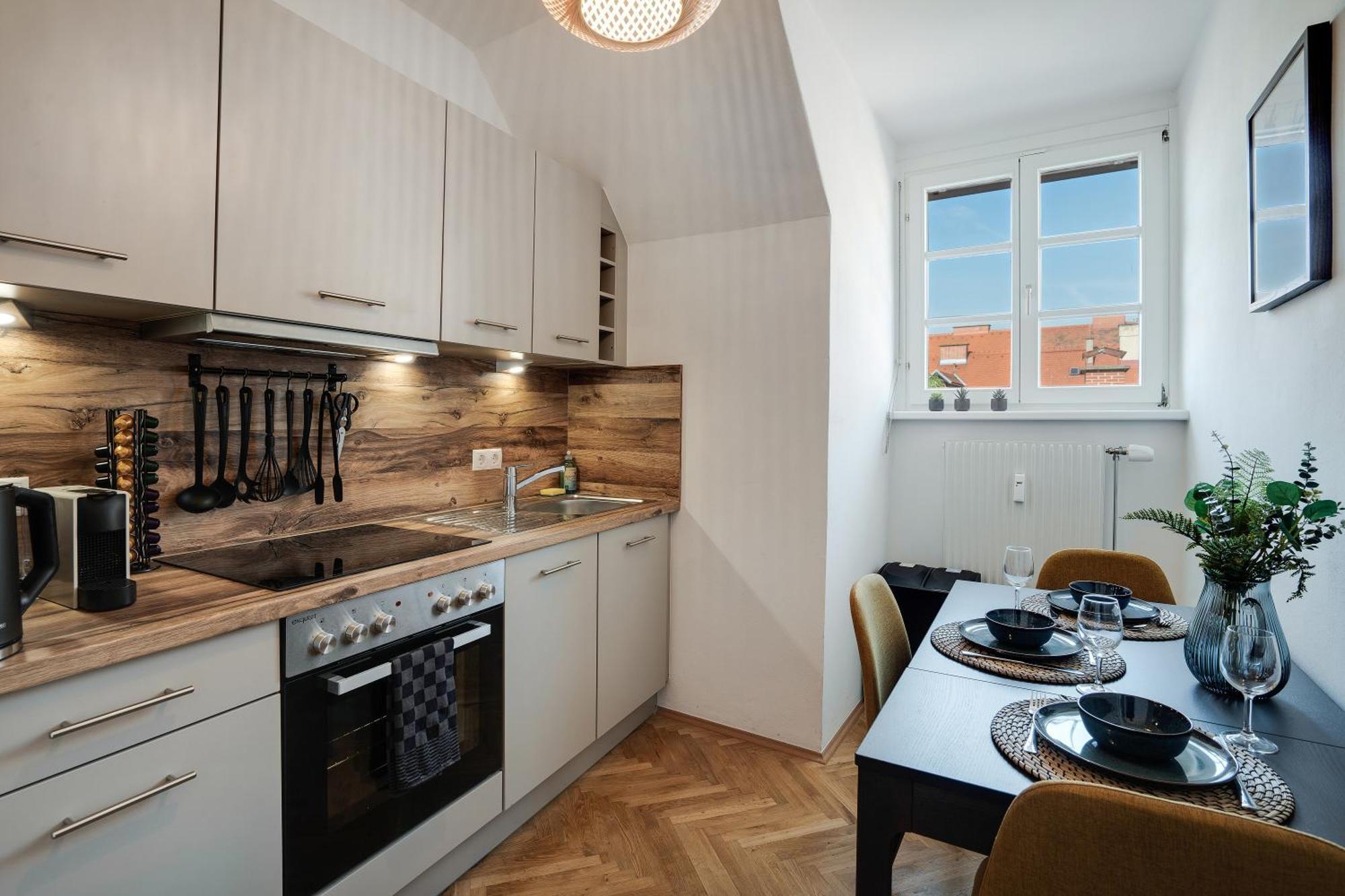 Boho Design Studio By Hero Homes - Top Lage Im Historischen Zentrum - Self-Check-In & Aircon Грац Экстерьер фото